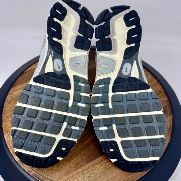 Size 15 Nike Air Zoom Vomero 5 Men's Platinum Tint/Photon Dust HF0731-007 - Picture 9 of 10